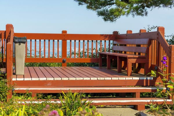 Cost of Redwood Deck Construction in Saint Charles